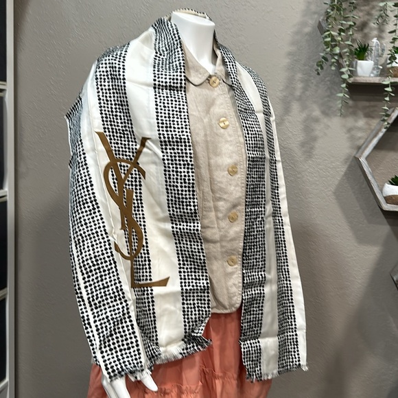 YSL Rare Frayed silk-twill scarf/wrap HUGE - Picture 6 of 15
